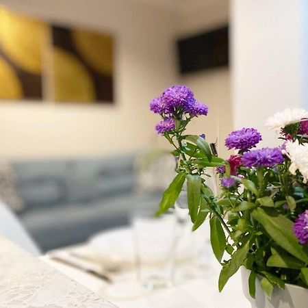 Exclusive 2Br! Apartment Near City Center +Netflix Варшава Экстерьер фото